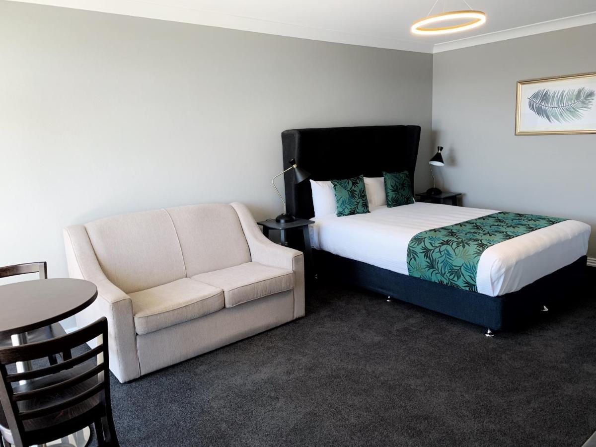 Cascades Motor Inn Dubbo Extérieur photo