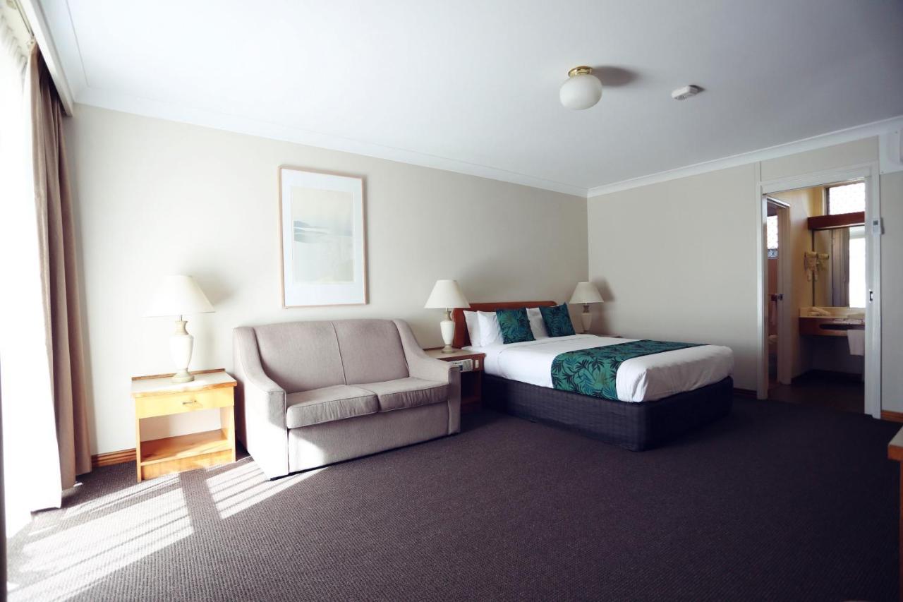 Cascades Motor Inn Dubbo Extérieur photo