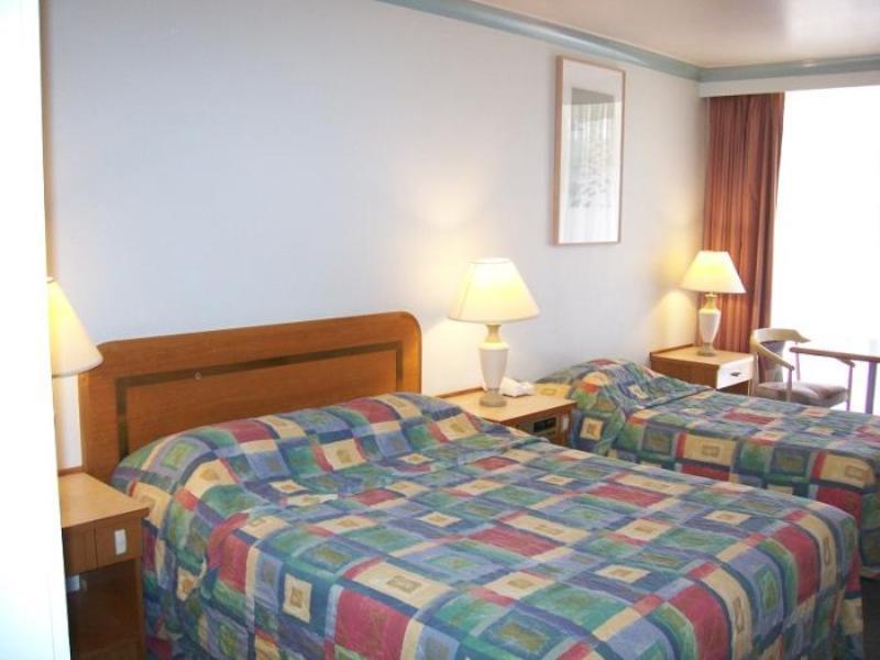Cascades Motor Inn Dubbo Extérieur photo