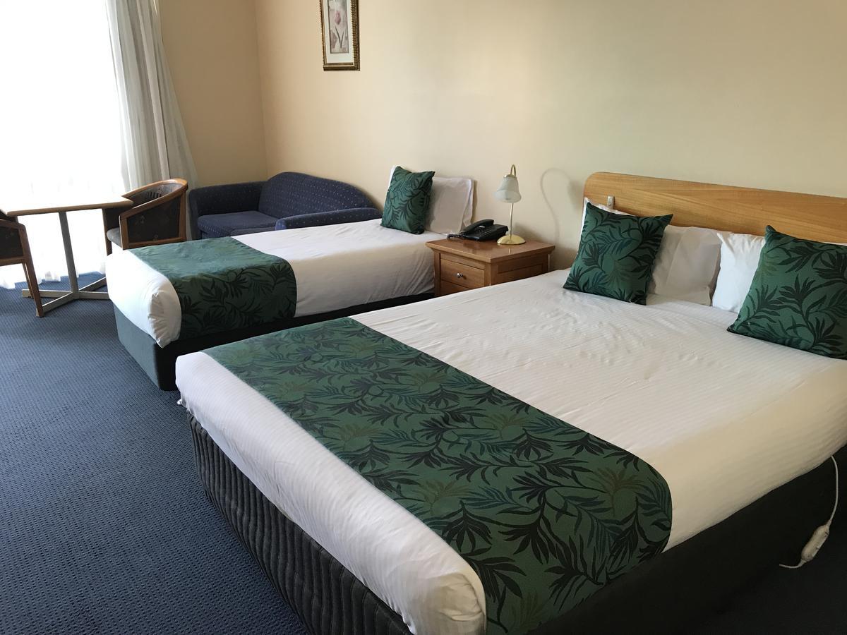 Cascades Motor Inn Dubbo Extérieur photo