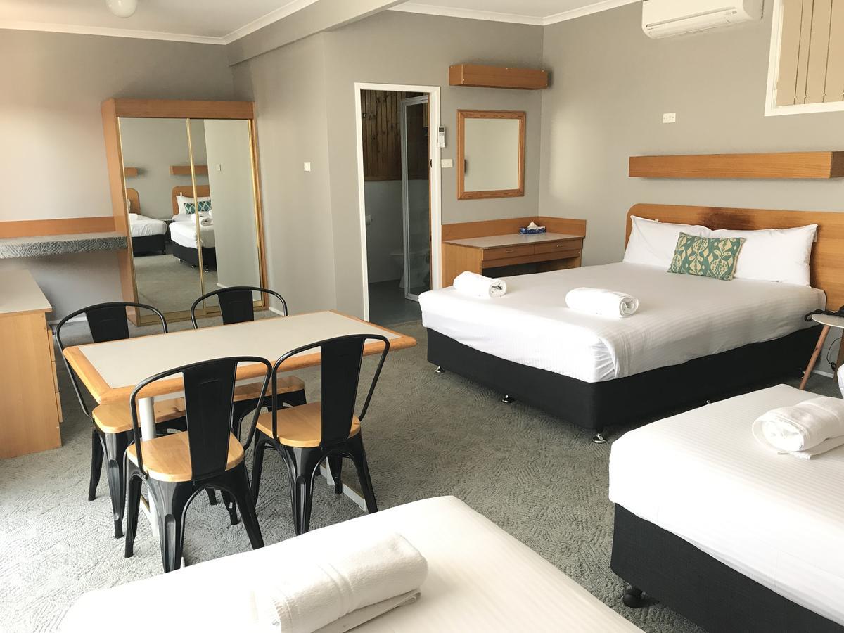 Cascades Motor Inn Dubbo Extérieur photo