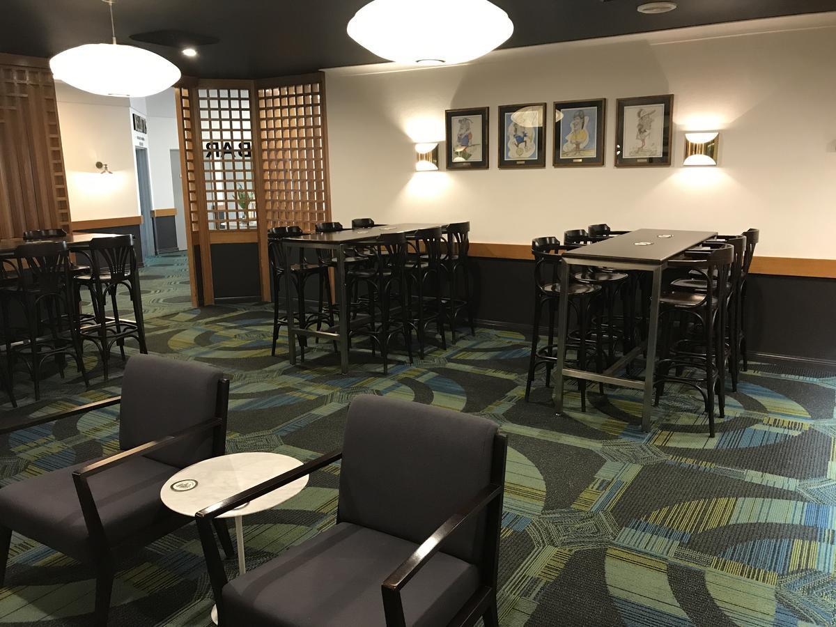 Cascades Motor Inn Dubbo Extérieur photo